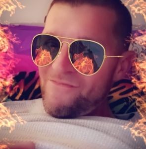 Meet your Posher, Eric